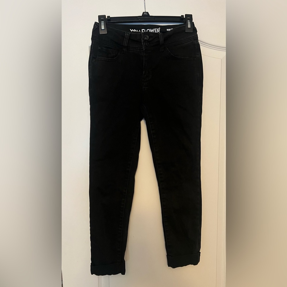 Wallflower Ultra Fit Stretch Jeans Size 3 Reg Black
